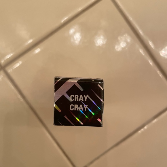 Uoma Beauty “Cray Cray” Boss Gloss - Picture 5 of 6
